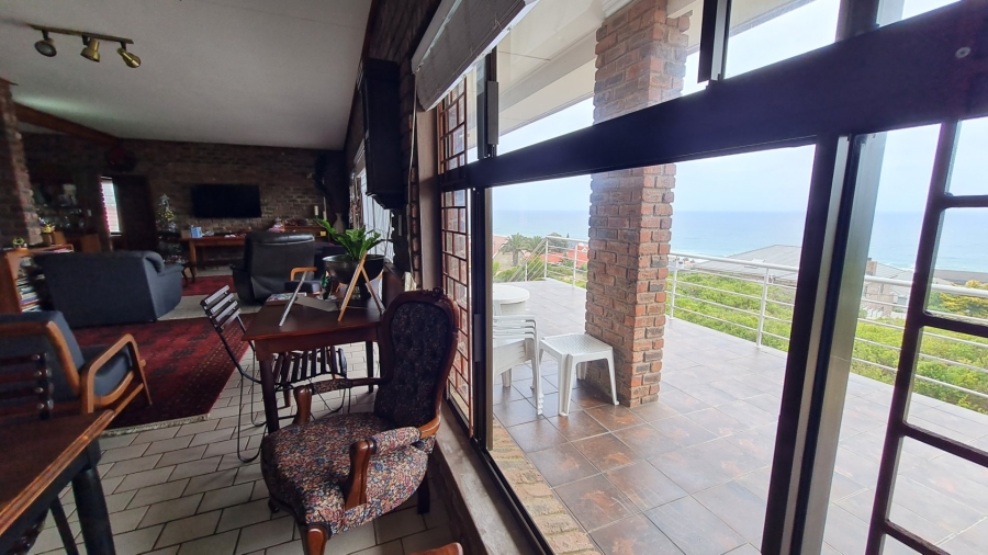 5 Bedroom Property for Sale in Dana Bay Western Cape